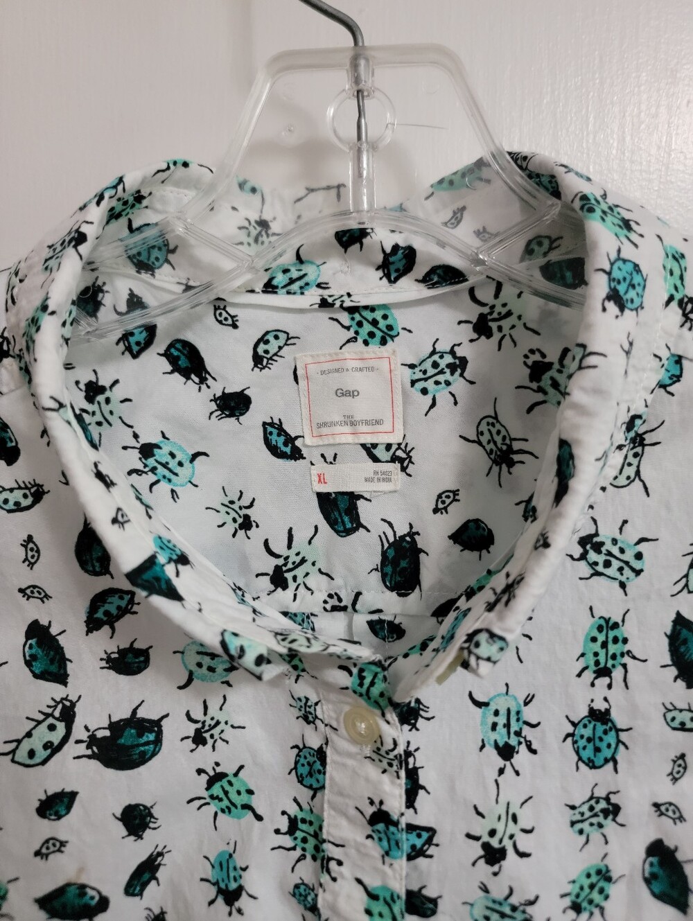 GAP turquoise ladybug button-front shirt š - Picture 3 of 3